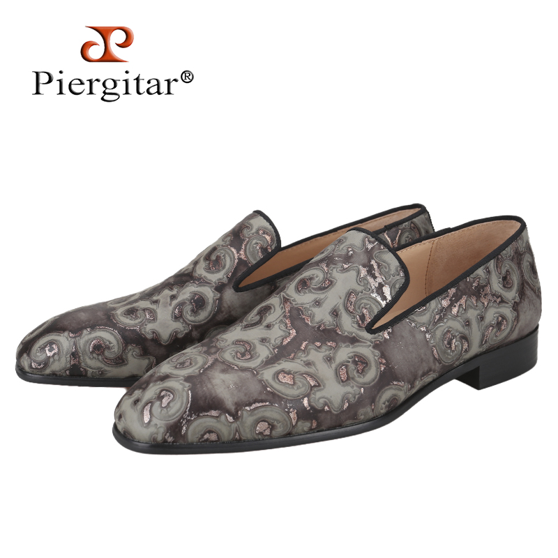 Men Shoes Red Tape - Piergitar 卸売カスタマイズされたブロンズヴィンテージエンボスレザースリッポンローファー CL ブランド同じレッドソールメンズ喫煙スリッパ