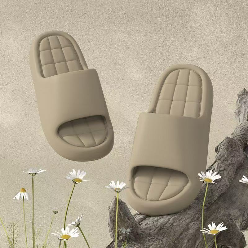女性の夏のスリッパ浴室シャワーシューズ厚いソフトソールノンス - Men Shoes On Sale のレビューと価格