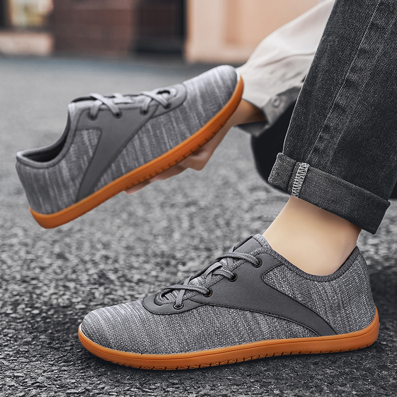 ミニマリストメンズワイドベアフットスニーカー ゼロドロップソ - Minimalist Barefoot Shoe のレビューと価格