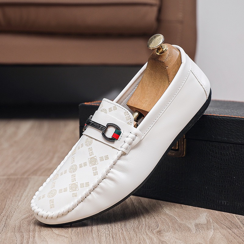 イタリア PU レザーローファーメンズスリッポンドライビング - Men'S Shoes Black And White のレビューと価格