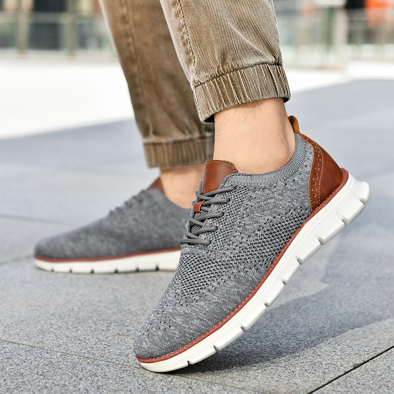 男性カジュアルシューズクラシック通気性ブローグフラットシュー - Men'S Shoes Dress Casual のレビューと価格