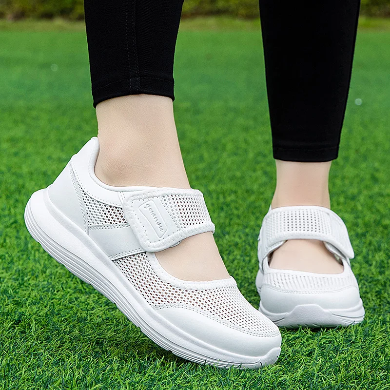 女性用シューズ スニーカー ワイド ベアフットシューズ 女性 - Minimalist Barefoot Shoe のレビューと価格