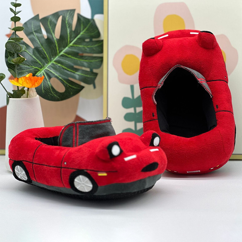 男性と女性のための赤い豪華な車のスリッパ,屋内のぬいぐるみ, - Men Shoes Red Tape のレビューと価格